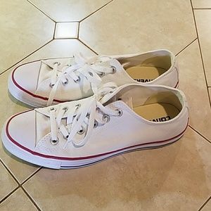 White converse all stars